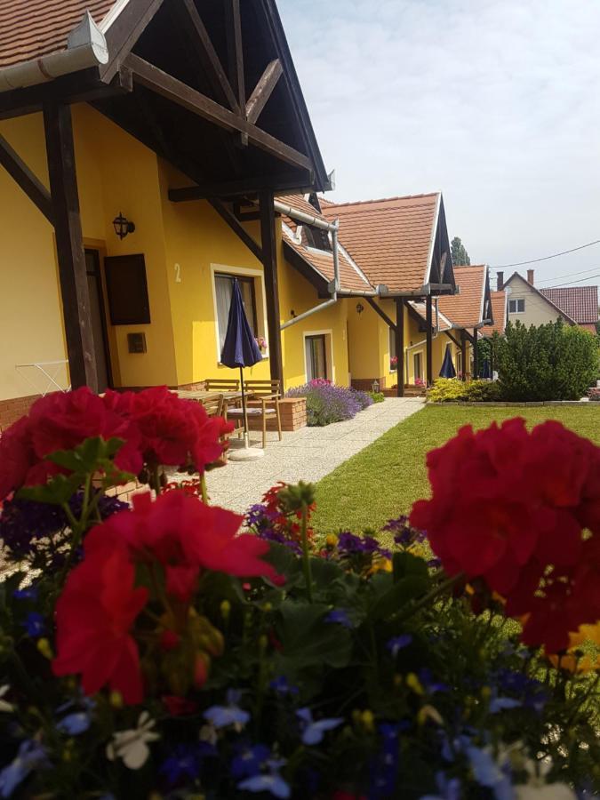 Bed and Breakfast Huber Panzió Fertőrákos Exterior foto