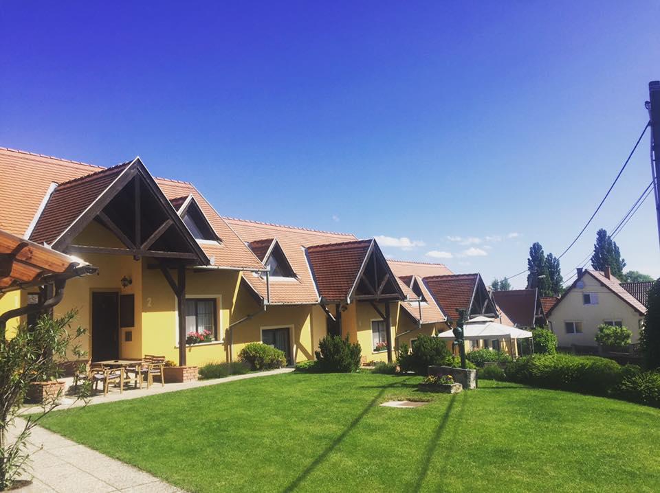 Bed and Breakfast Huber Panzió Fertőrákos Exterior foto