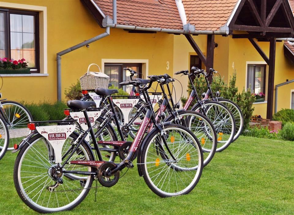 Bed and Breakfast Huber Panzió Fertőrákos Exterior foto