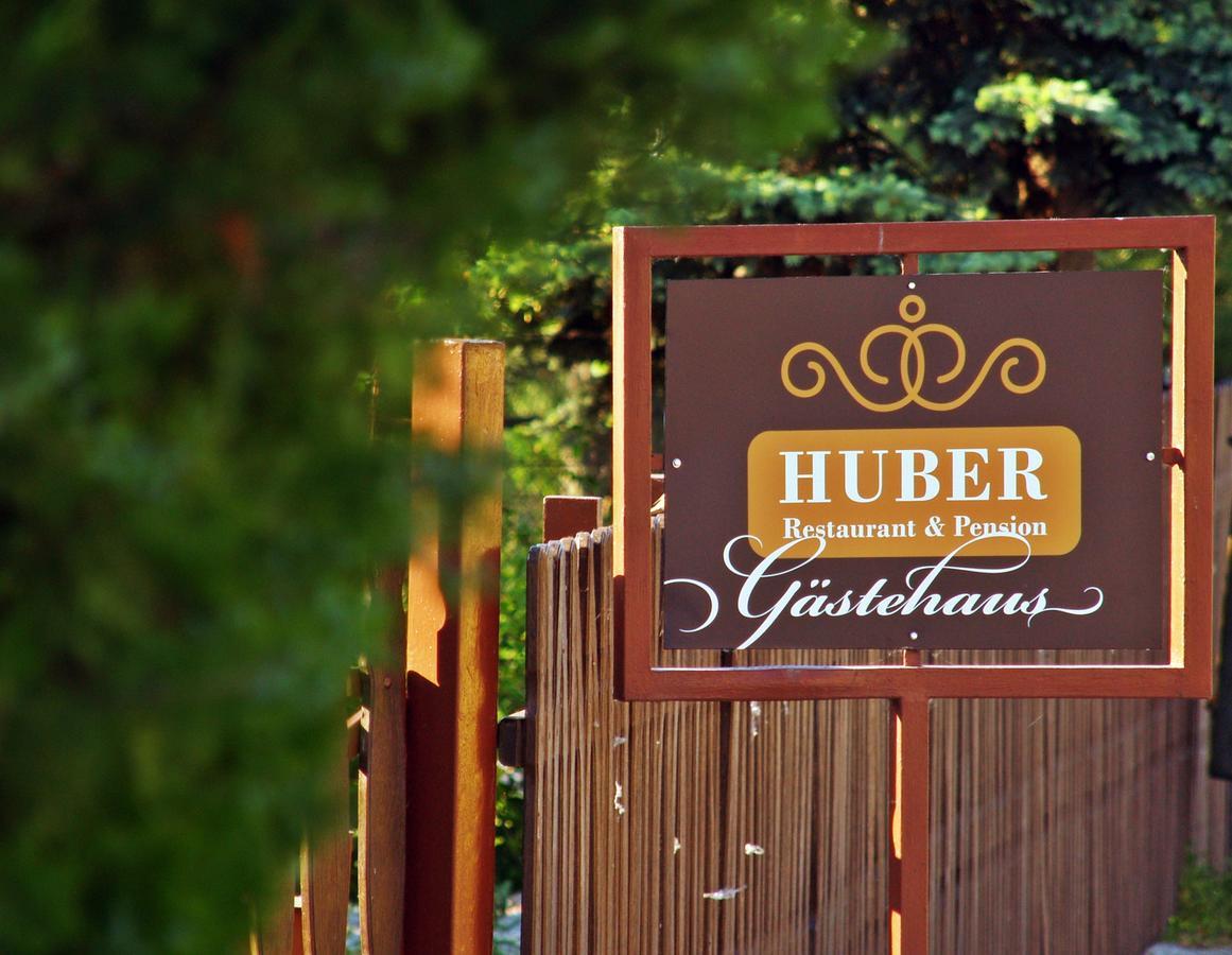Bed and Breakfast Huber Panzió Fertőrákos Exterior foto